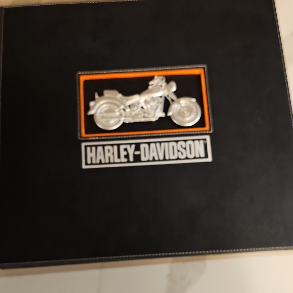 Harley-Davidson Photo Album incredible deal Black Cover Motorcycle w/ Emblem
